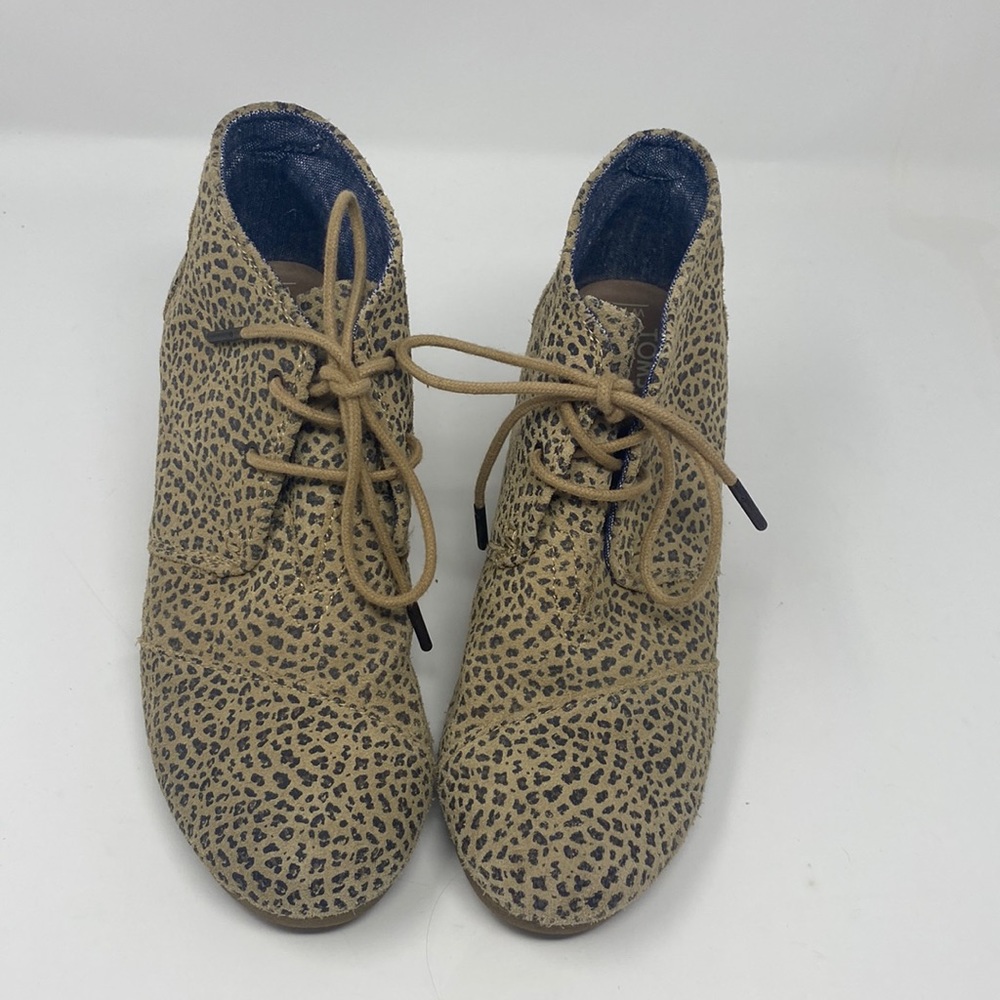 Leopard Toms